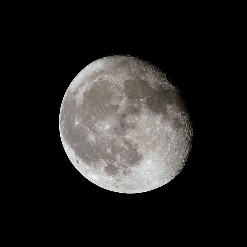 Lunar Vacations